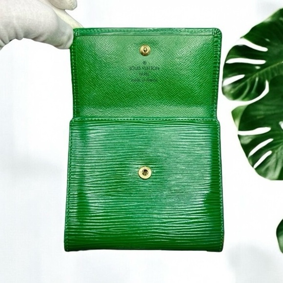 Louis Vuitton Epi Elise Green Leather Wallet with COA - Picture 6 of 17